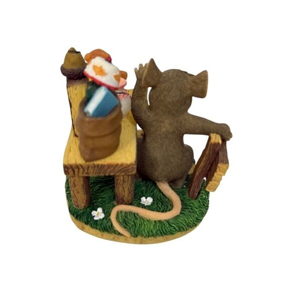 Charming Tails Mouse Yard Sale Friendship is always a great bargain 83/810 - Picture 4 of 6